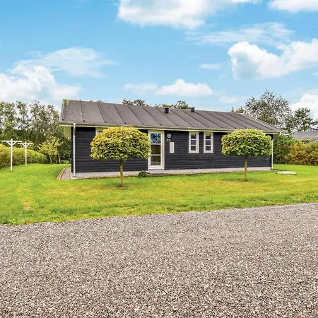 펜션 3 Bedroom Cozy In