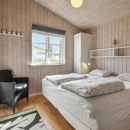 3 Bedroom Cozy In 펜션 *