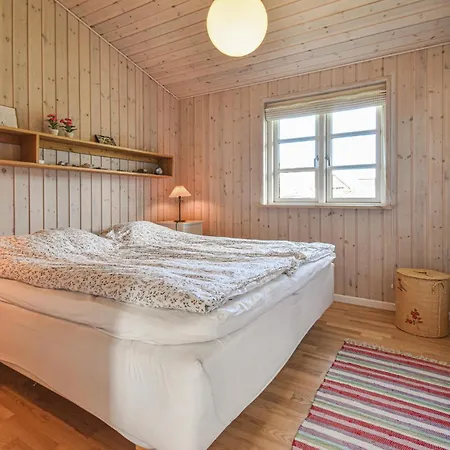 펜션 3 Bedroom Cozy In Martofte